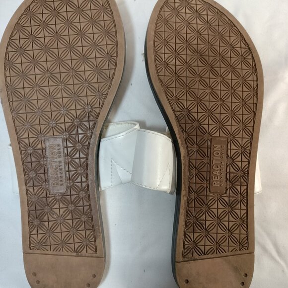 Reaction Kenneth Cole Scroll Writer Sandals - Picture 5 of 6